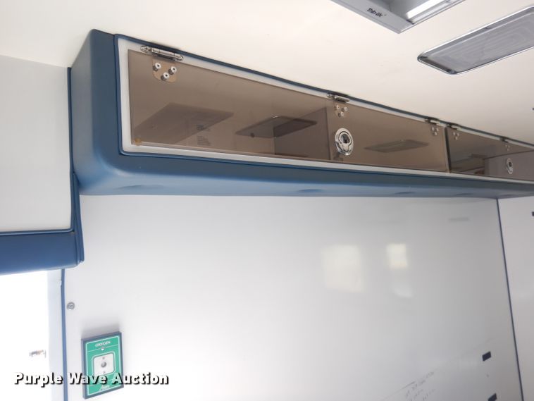 image for item DK3049 2009 Chevrolet Express 3500  ambulance