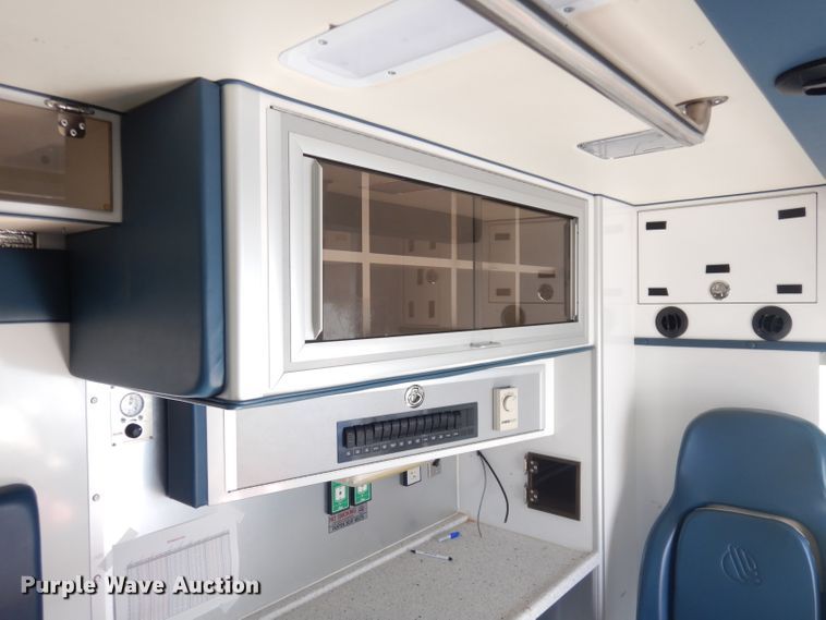 image for item DK3049 2009 Chevrolet Express 3500  ambulance