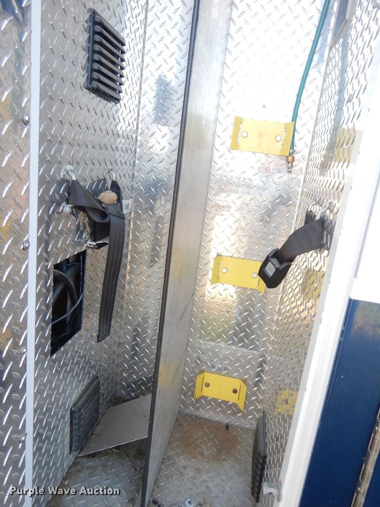 image for item DK3049 2009 Chevrolet Express 3500  ambulance