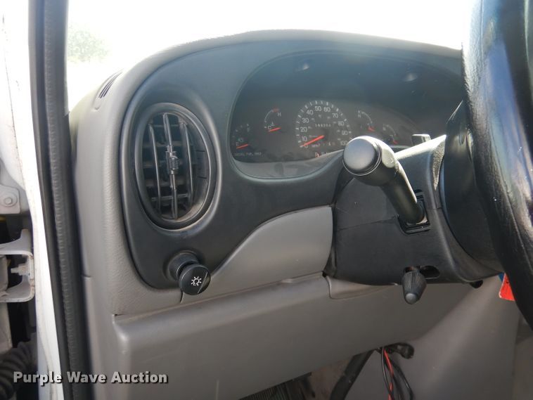 image for item DK3050 2001 Ford Econoline E450 Super Duty  ambulance