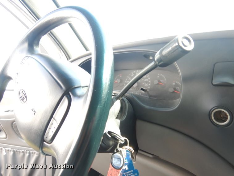 image for item DK3050 2001 Ford Econoline E450 Super Duty  ambulance