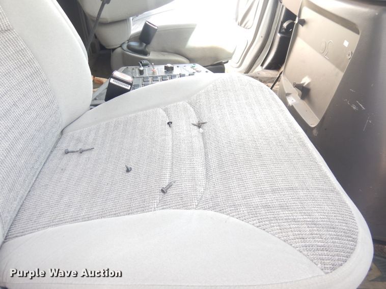 image for item DK3050 2001 Ford Econoline E450 Super Duty  ambulance