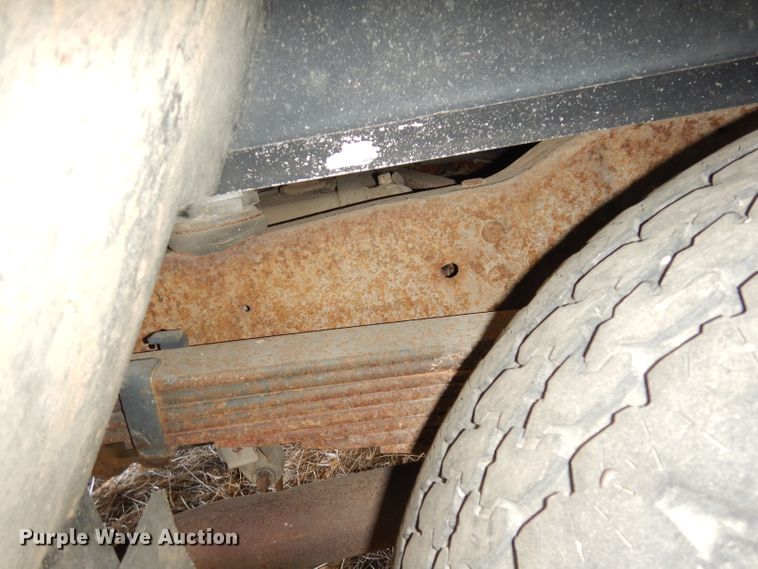 image for item DK3050 2001 Ford Econoline E450 Super Duty  ambulance