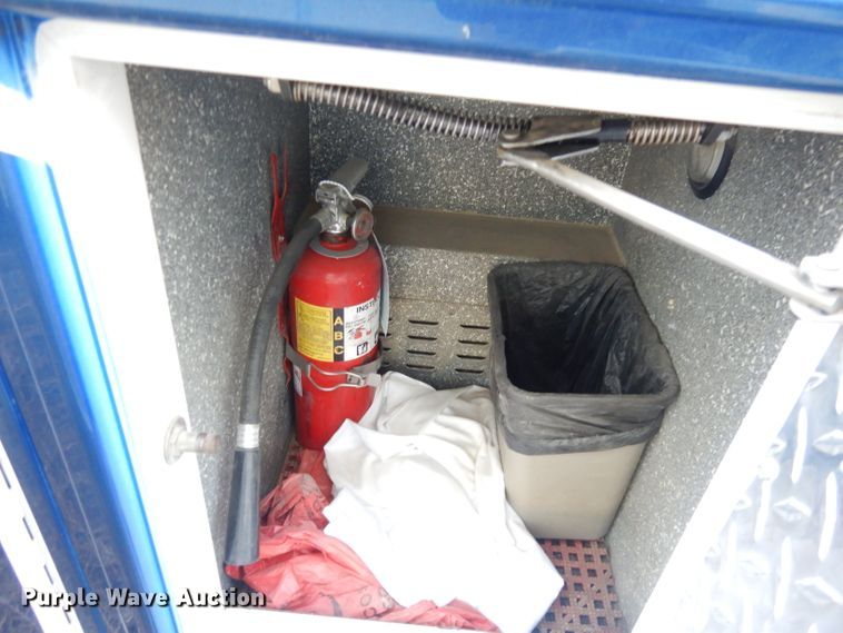 image for item DK3050 2001 Ford Econoline E450 Super Duty  ambulance