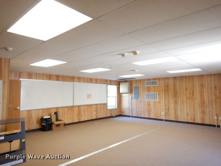 image for item DK3056 2008 IHM  modular classroom