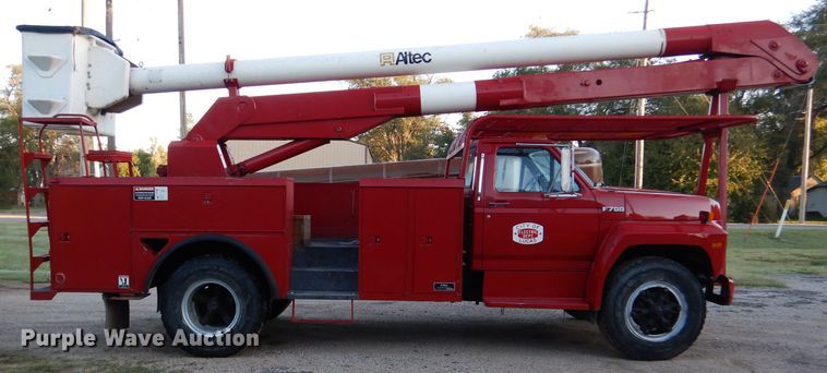 image for item DL3219 1990 Ford F700  bucket truck