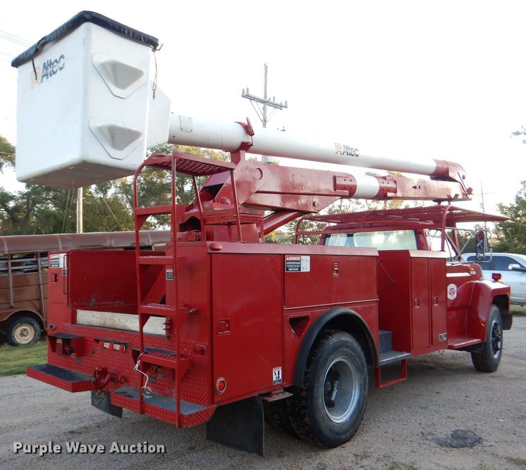 image for item DL3219 1990 Ford F700  bucket truck