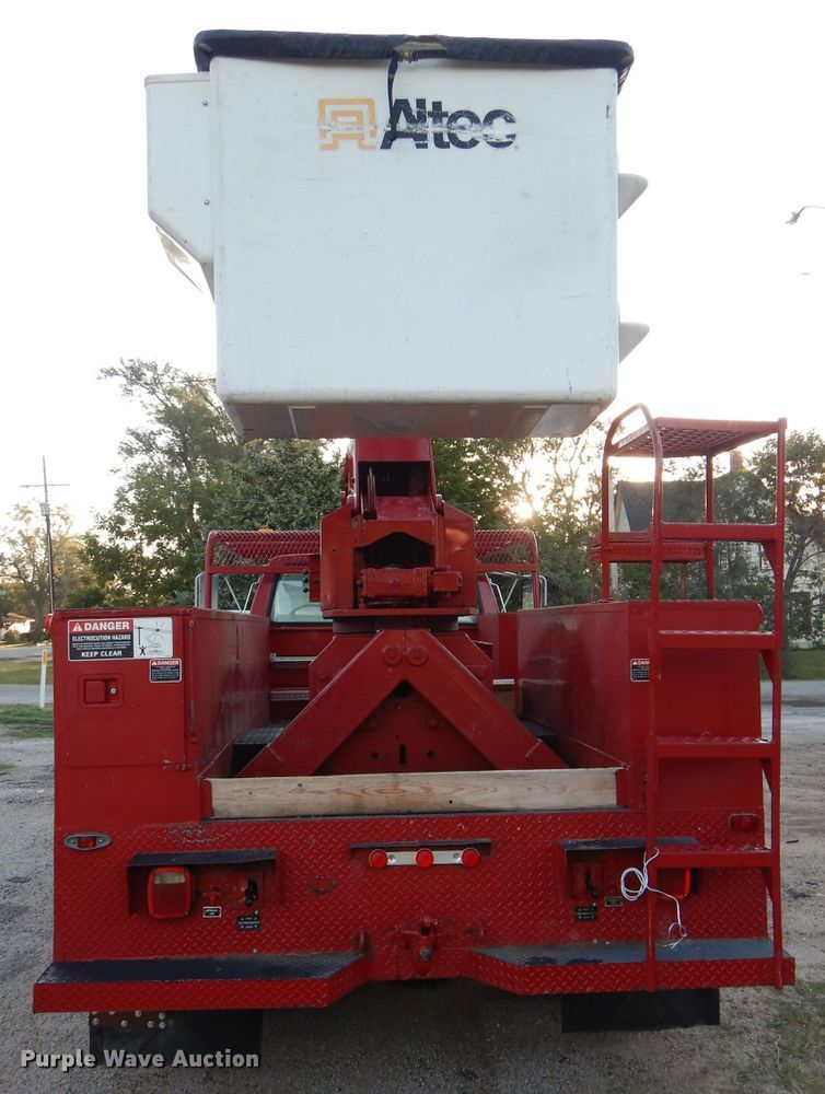 image for item DL3219 1990 Ford F700  bucket truck