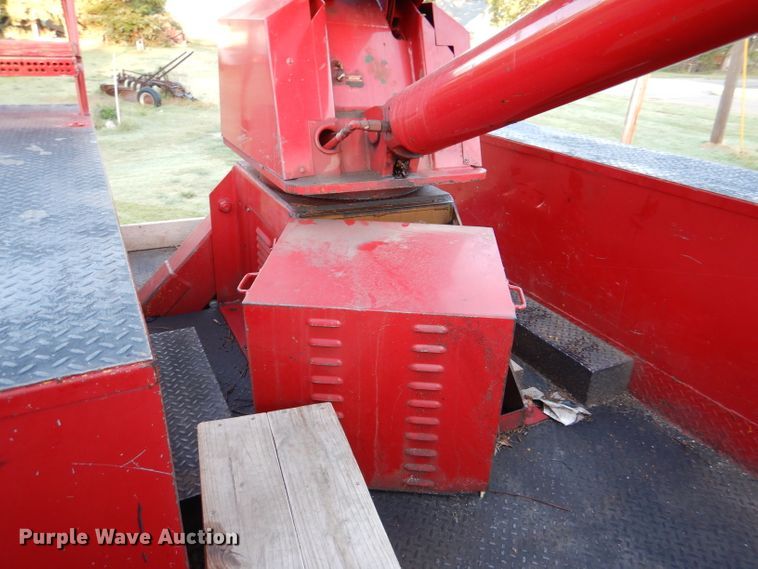 image for item DL3219 1990 Ford F700  bucket truck