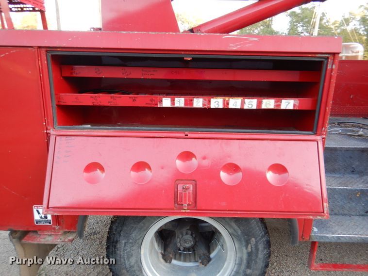 image for item DL3219 1990 Ford F700  bucket truck