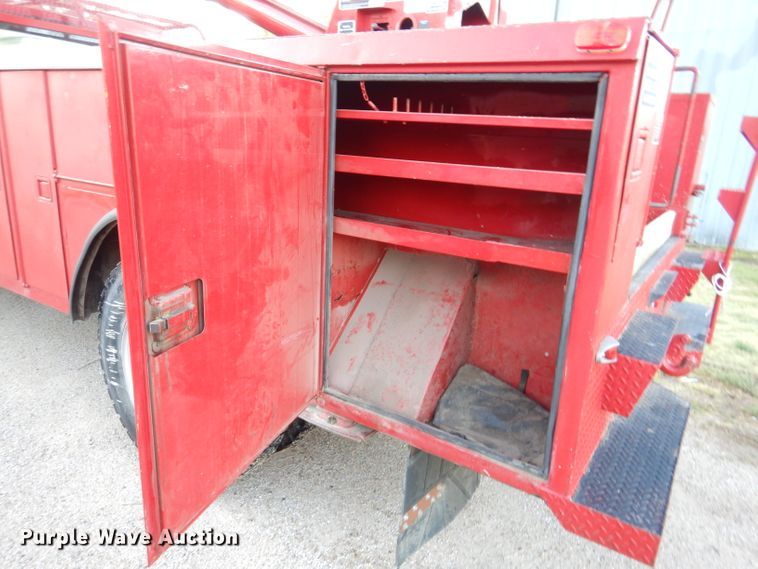 image for item DL3219 1990 Ford F700  bucket truck