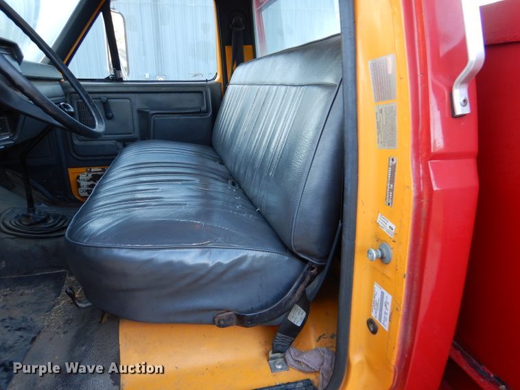 image for item DL3219 1990 Ford F700  bucket truck