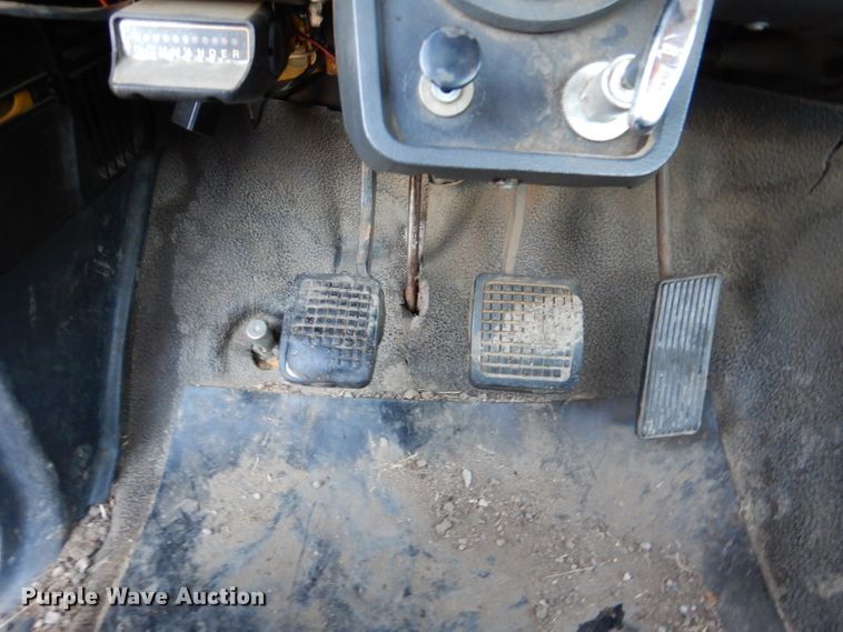 image for item DL3219 1990 Ford F700  bucket truck