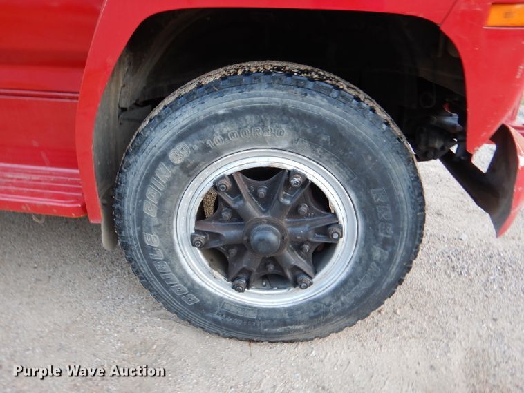 image for item DL3219 1990 Ford F700  bucket truck