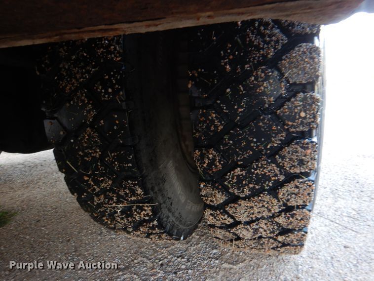 image for item DL3219 1990 Ford F700  bucket truck