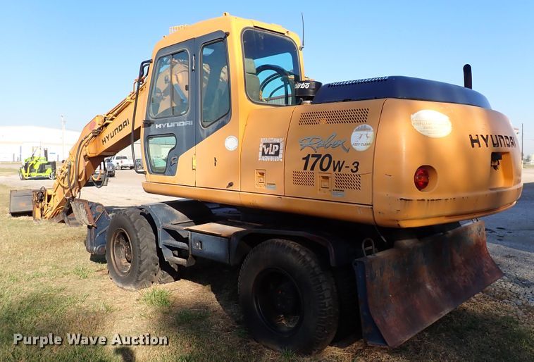 image for item DL7668 Hyundai Robex 170 W-3  excavator