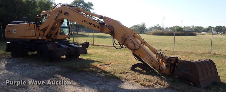 image for item DL7668 Hyundai Robex 170 W-3  excavator
