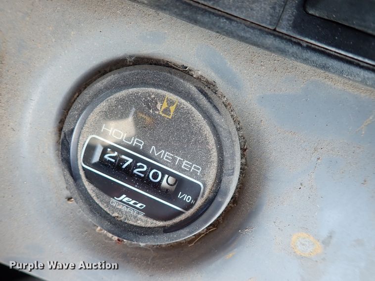 image for item DL7668 Hyundai Robex 170 W-3  excavator