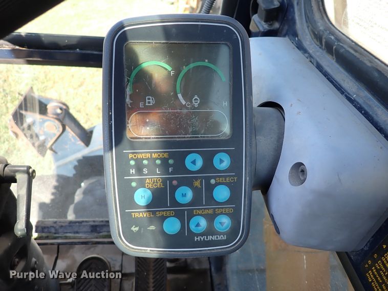 image for item DL7668 Hyundai Robex 170 W-3  excavator