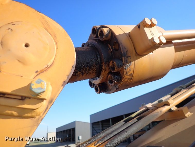 image for item DL7668 Hyundai Robex 170 W-3  excavator