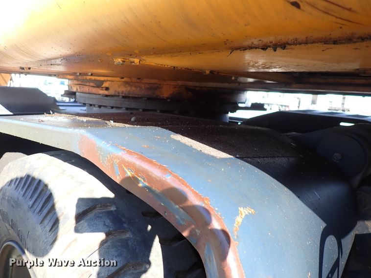 image for item DL7668 Hyundai Robex 170 W-3  excavator