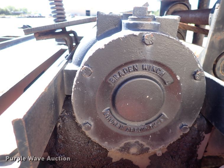 image for item DL7694 1996 Landoll 35T  equipment trailer