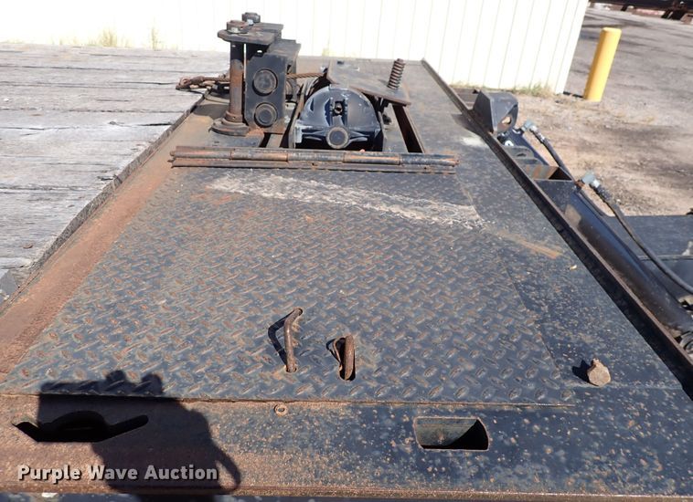 image for item DL7694 1996 Landoll 35T  equipment trailer