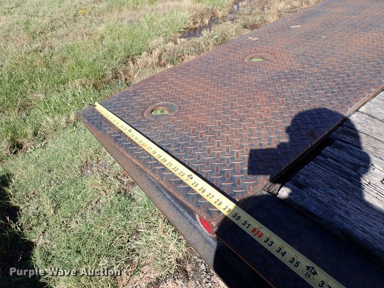 image for item DL7694 1996 Landoll 35T  equipment trailer