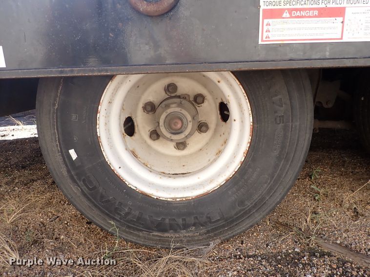 image for item DL7694 1996 Landoll 35T  equipment trailer