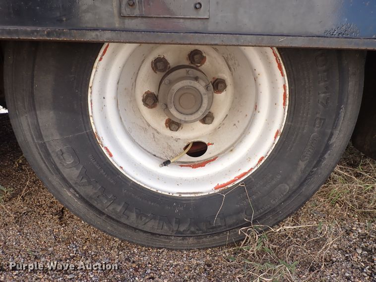 image for item DL7694 1996 Landoll 35T  equipment trailer