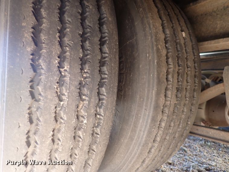 image for item DL7694 1996 Landoll 35T  equipment trailer