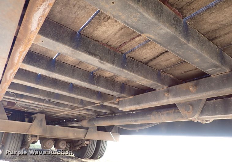 image for item DL7694 1996 Landoll 35T  equipment trailer