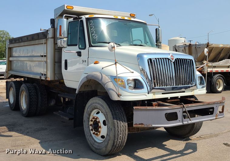 image for item DM5059 2006 International WorkStar 7600  dump truck