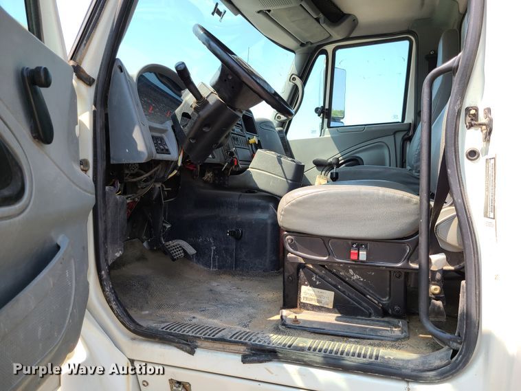 image for item DM5059 2006 International WorkStar 7600  dump truck