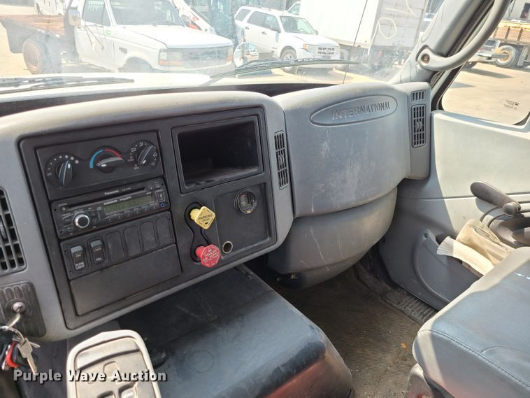 image for item DM5059 2006 International WorkStar 7600  dump truck