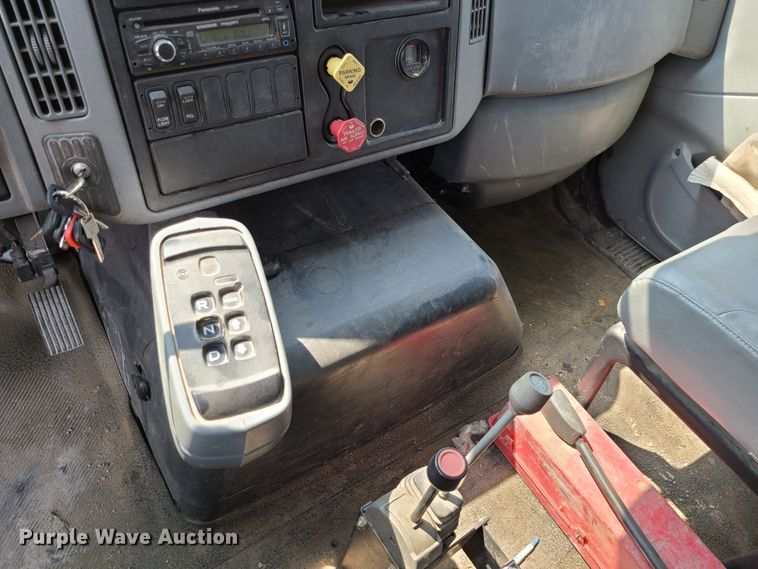 image for item DM5059 2006 International WorkStar 7600  dump truck