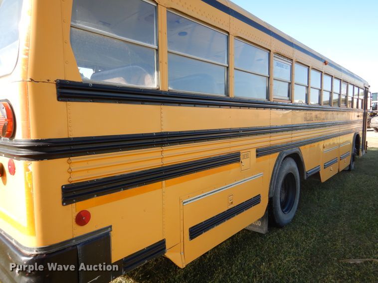 image for item DM5152 2002 Blue Bird TC2000  school bus