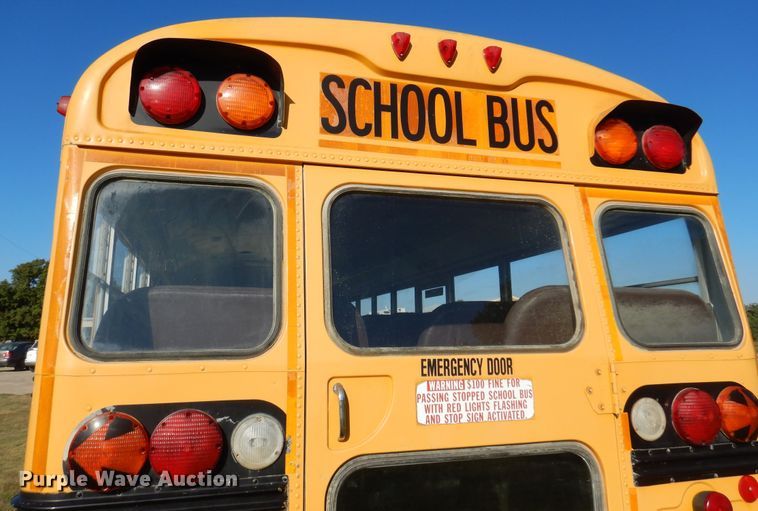 image for item DM5152 2002 Blue Bird TC2000  school bus
