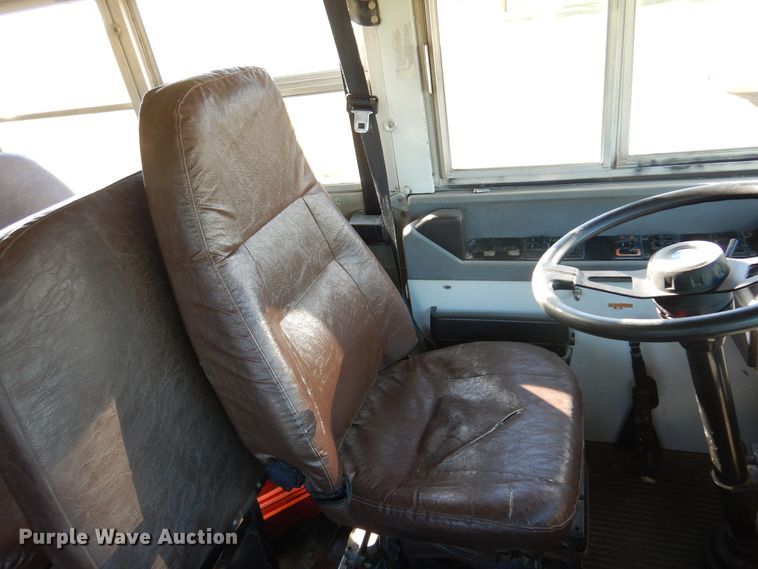 image for item DM5152 2002 Blue Bird TC2000  school bus