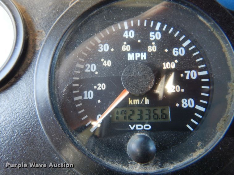 image for item DM5152 2002 Blue Bird TC2000  school bus