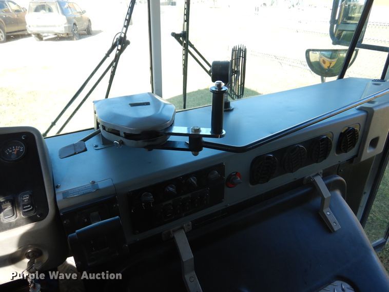 image for item DM5152 2002 Blue Bird TC2000  school bus