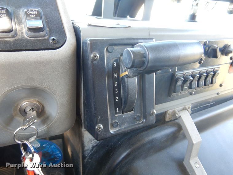 image for item DM5152 2002 Blue Bird TC2000  school bus