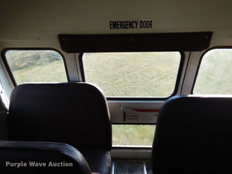 image for item DM5152 2002 Blue Bird TC2000  school bus