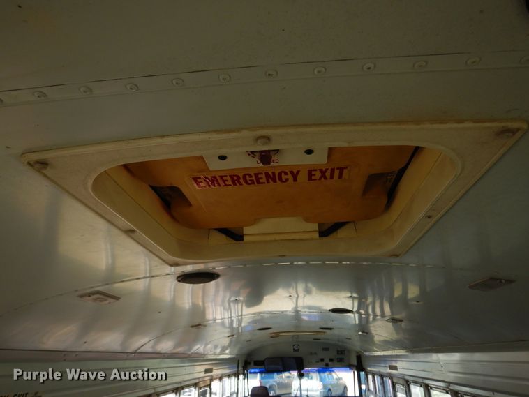 image for item DM5152 2002 Blue Bird TC2000  school bus