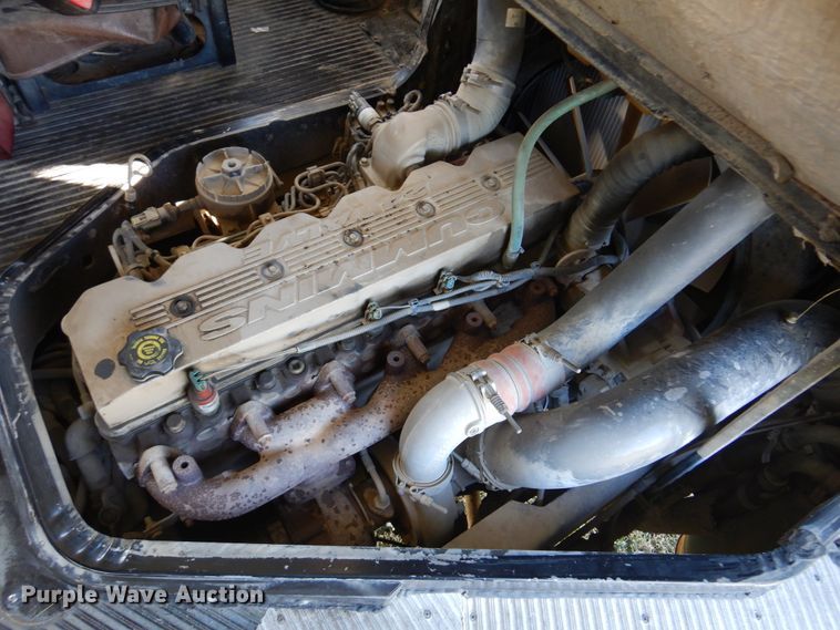 image for item DM5152 2002 Blue Bird TC2000  school bus