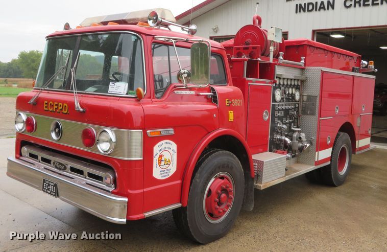 image for item DN7754 1984 Ford 8000  pumper fire truck