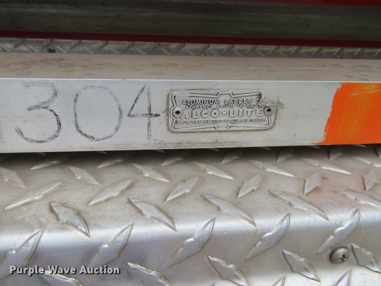 image for item DN7754 1984 Ford 8000  pumper fire truck