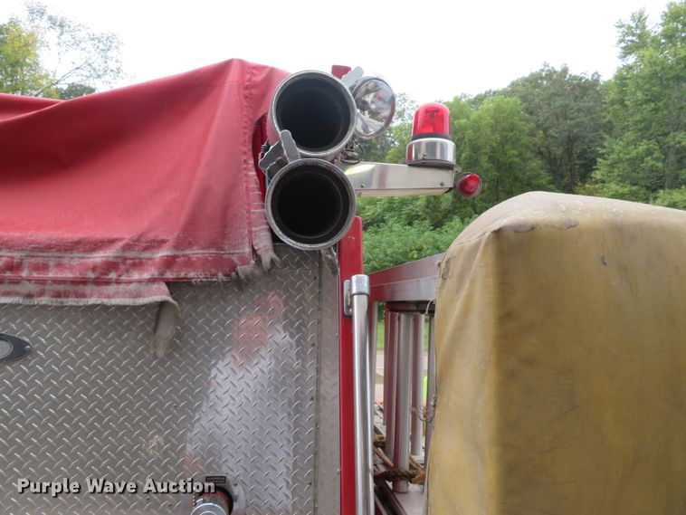 image for item DN7754 1984 Ford 8000  pumper fire truck