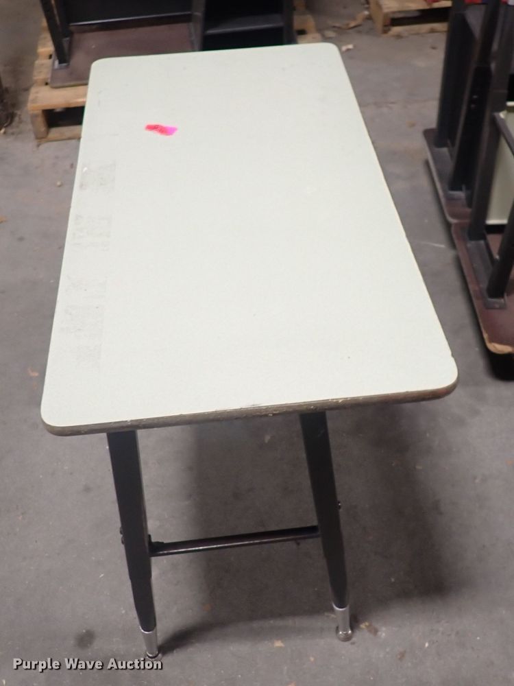 image for item IB9093 Approximately 30 desks