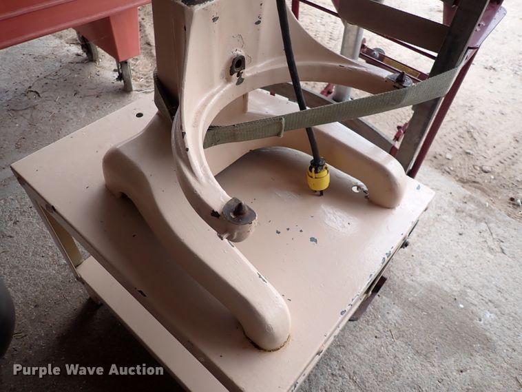 image for item IB9098 Hobart A-200  mixer